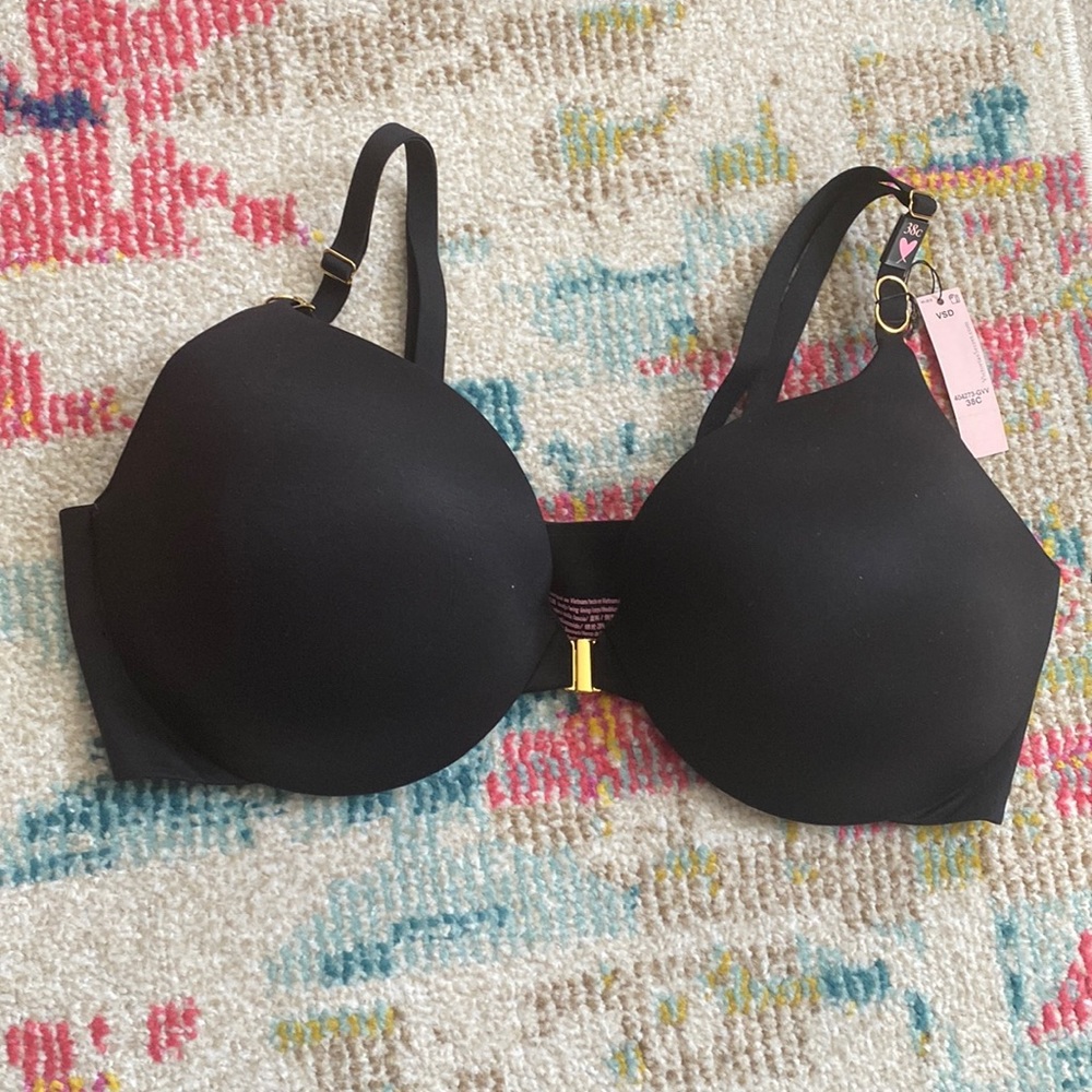 VS Incredible Bra NWT 38C Black